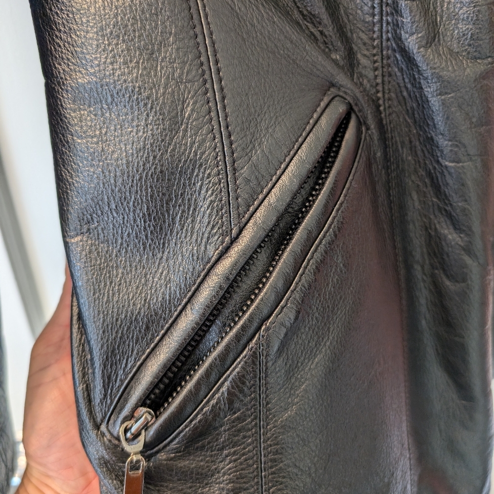 Black leather jacket - Picture 2 of 5